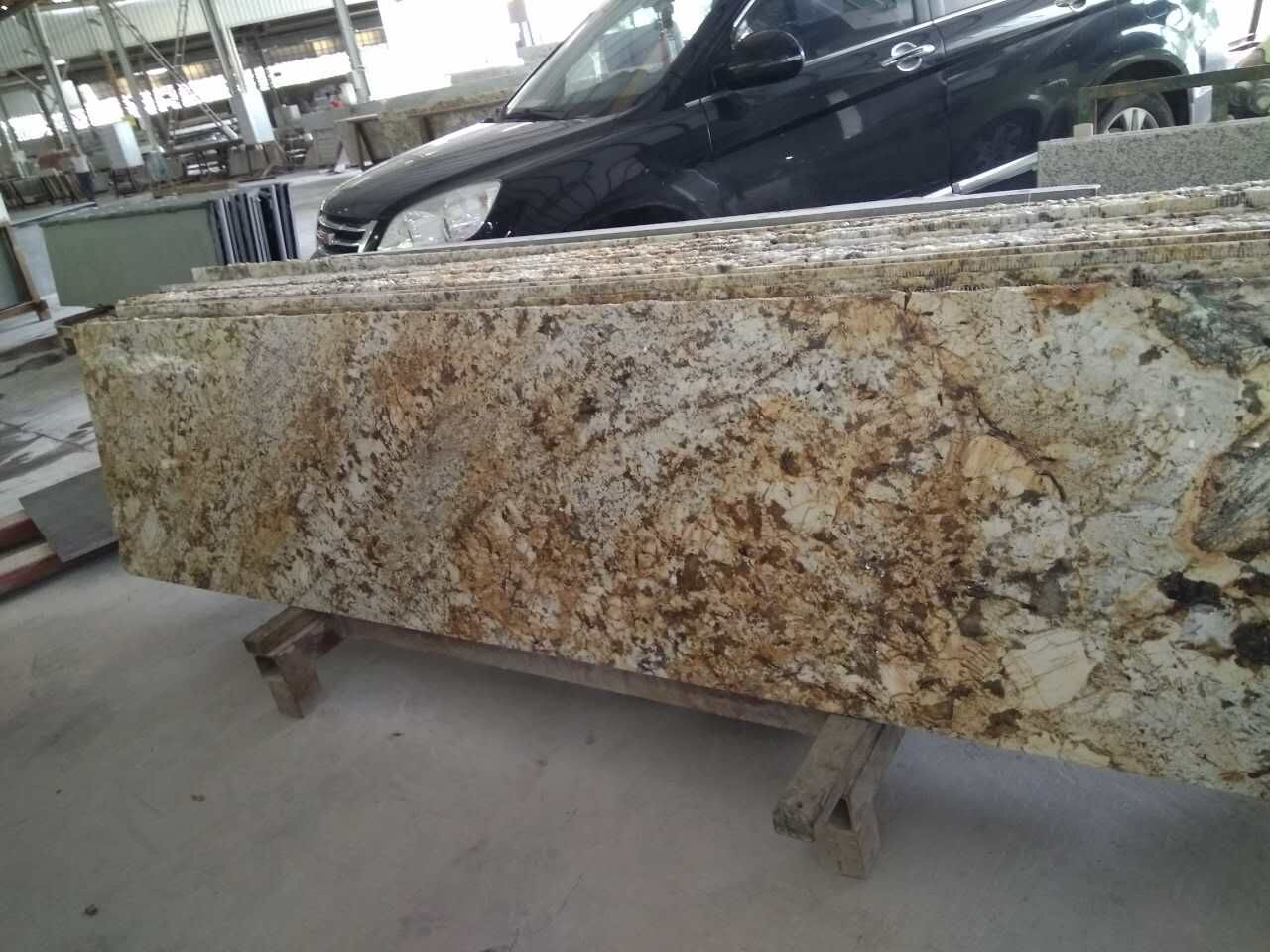 Golden River Granite Slabs for Kitchen Countertops from China Stone Factory